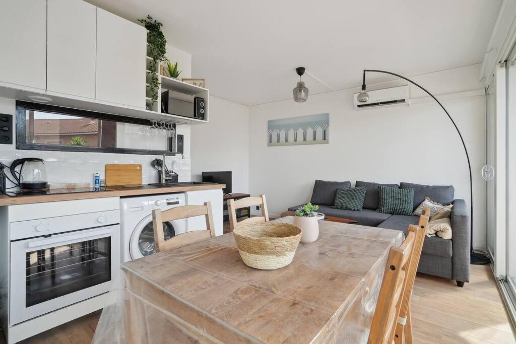Charmant Appartement Vue Mer 7Eme - Plage 200M Марсилия Екстериор снимка
